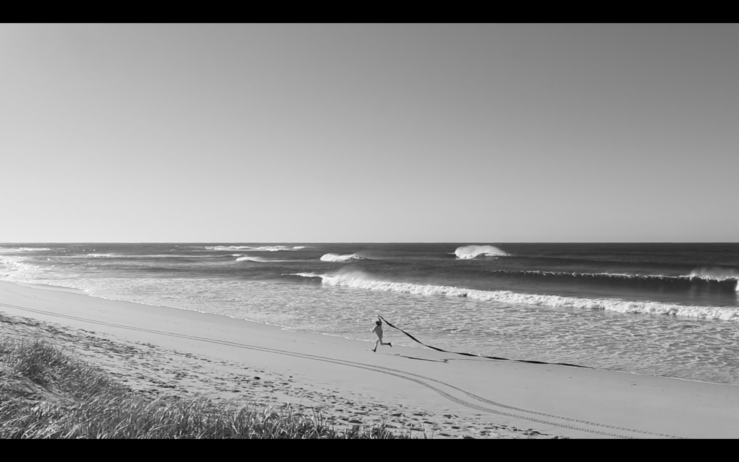 Lottie Consalvo ‘I tried to make a horizon for you’ (video still), 2018, single channel video, silent, duration 00:01:20. Courtesy the artist and Nanda\Hobbs Gallery